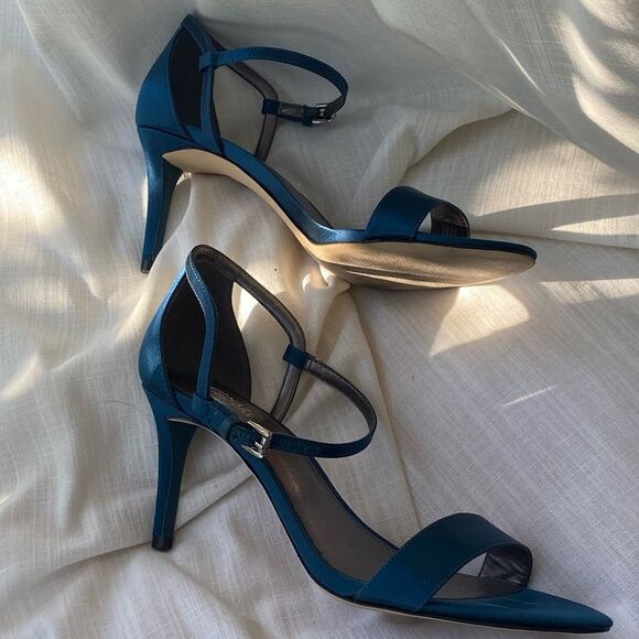 MICHAEL Michael Kors Simone Blue Satin Sandel Heel - Picture 1 of 4